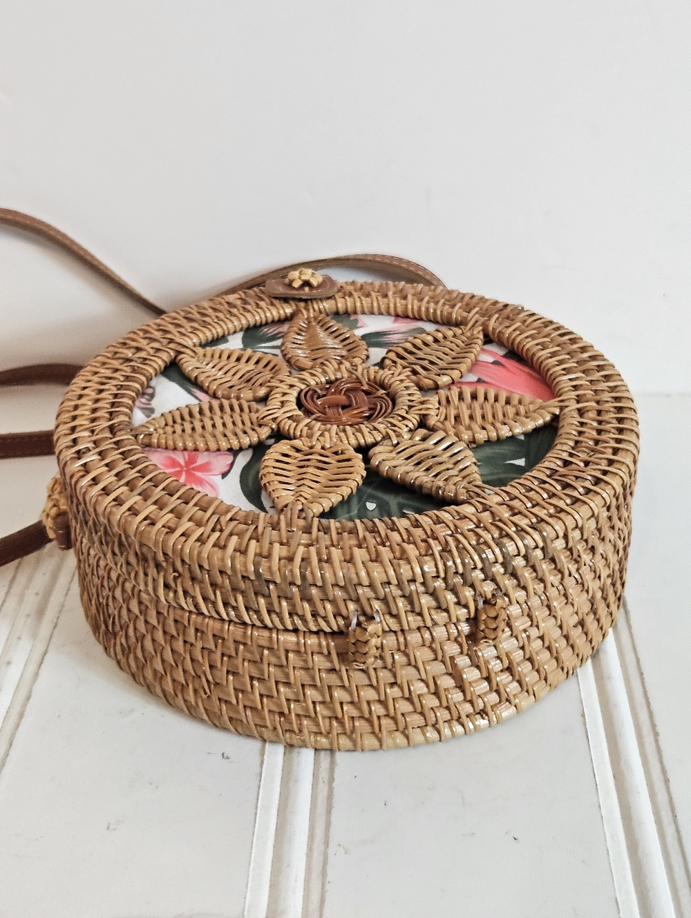 Round Rattan Woven Crossbody Bag Bali Boho Canteen Straw Floral - Picture 6 of 12